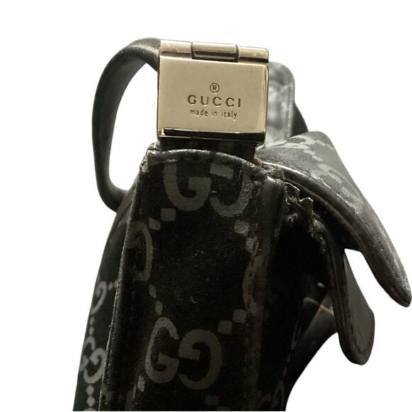 Elegant black suede gg Jackie bag with piston lock - Picture 14 of 16